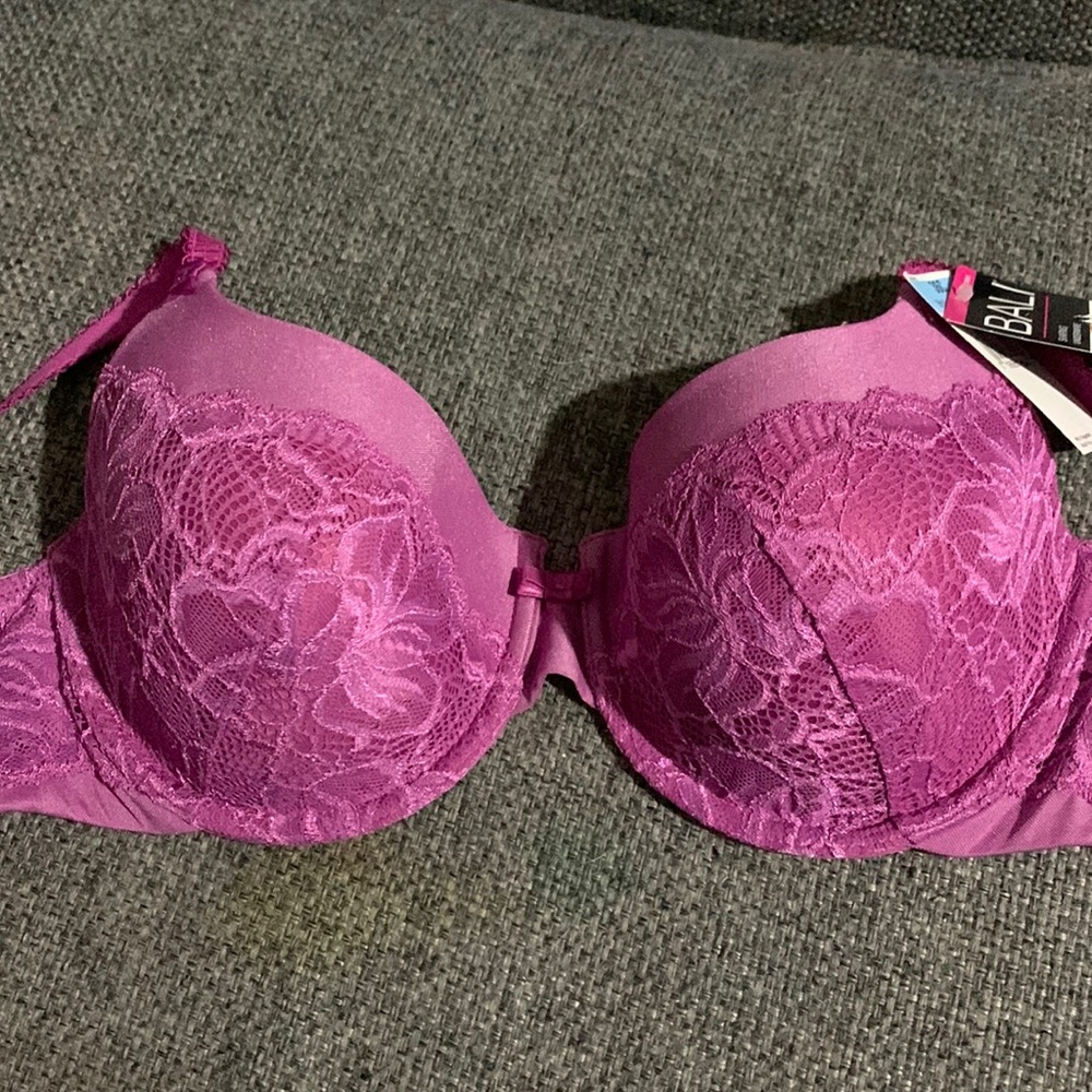 NWT Bali Bra 36C